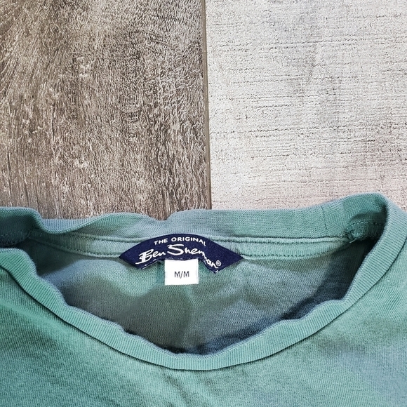 𝗕𝗲𝗻 𝗦𝗵𝗲𝗿𝗺𝗮𝗻 𝗚𝘂𝗶𝘁𝗮𝗿 𝘚𝘩𝘪𝘳𝘵 Men's M 𝗘𝗨𝗖 𝗡𝗲𝘃𝗲𝗿 𝗪𝗼𝗿𝗻 - Picture 5 of 8